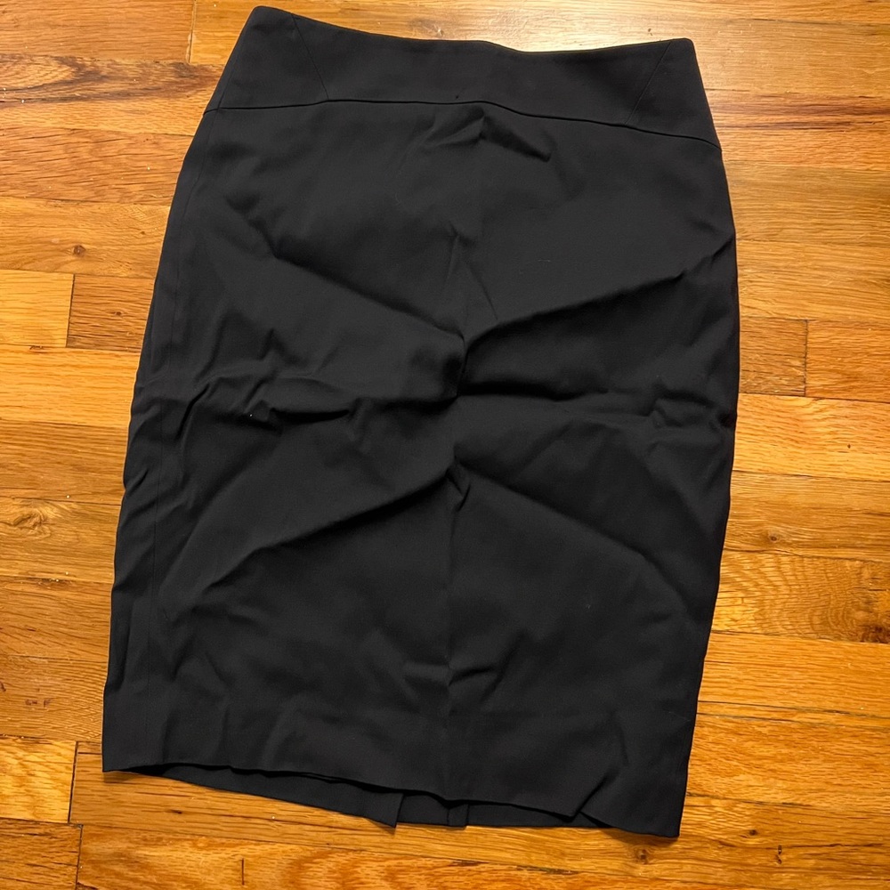 Ann Taylor size 2 knee length skirt dark blue